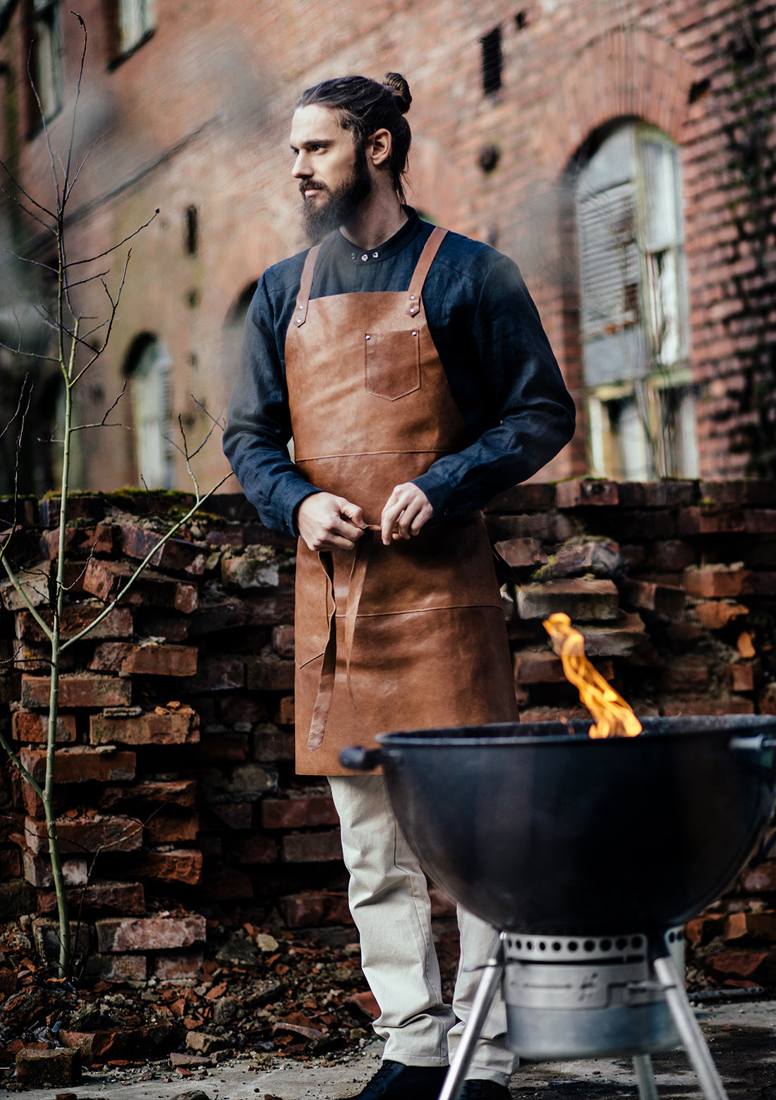 Exclusive Bib Apron in Real Leather | Segers