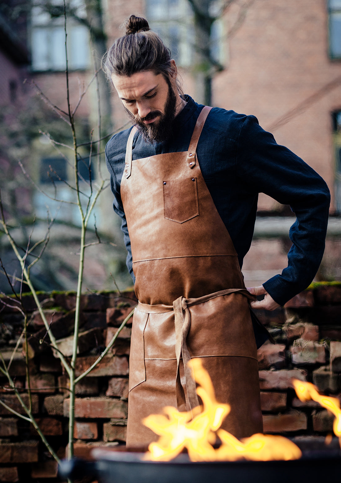 Exclusive Bib Apron in Real Leather | Segers